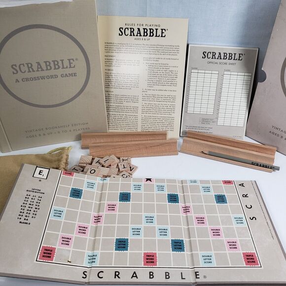 Hasbro Scrabble Crossword Game Vintage Bookshelf Edition Complete VG - Picture 16 of 16